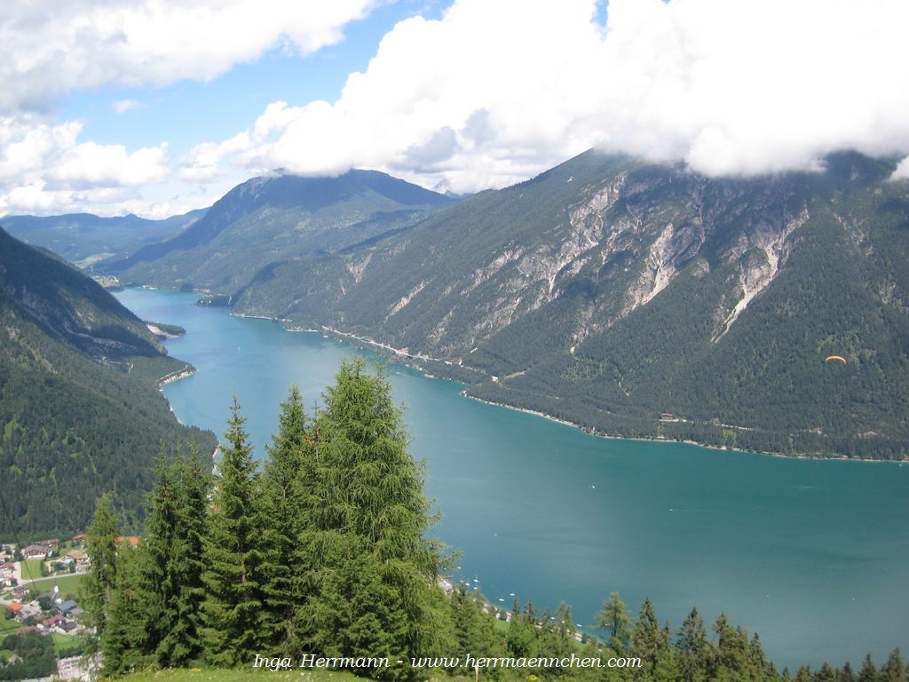 Blick vom Zwölferkopf auf den Achensee