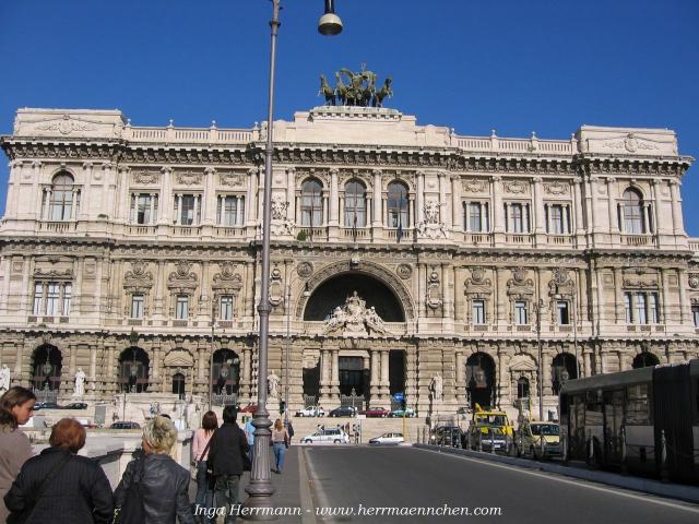 Justizpalast